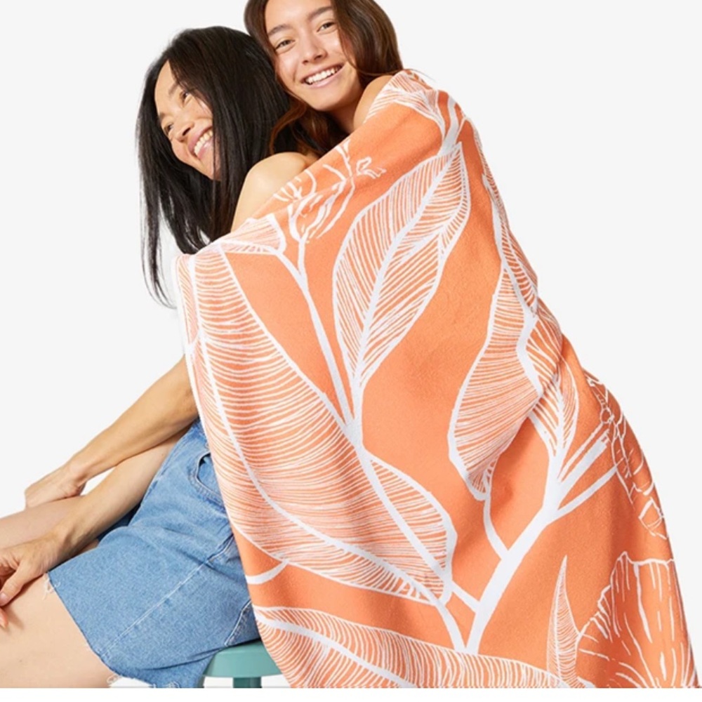 Summer & Rose Orange Leaf Print Blanket, NWT
